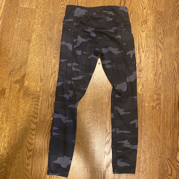 Athleta camo leggings - Picture 5 of 5